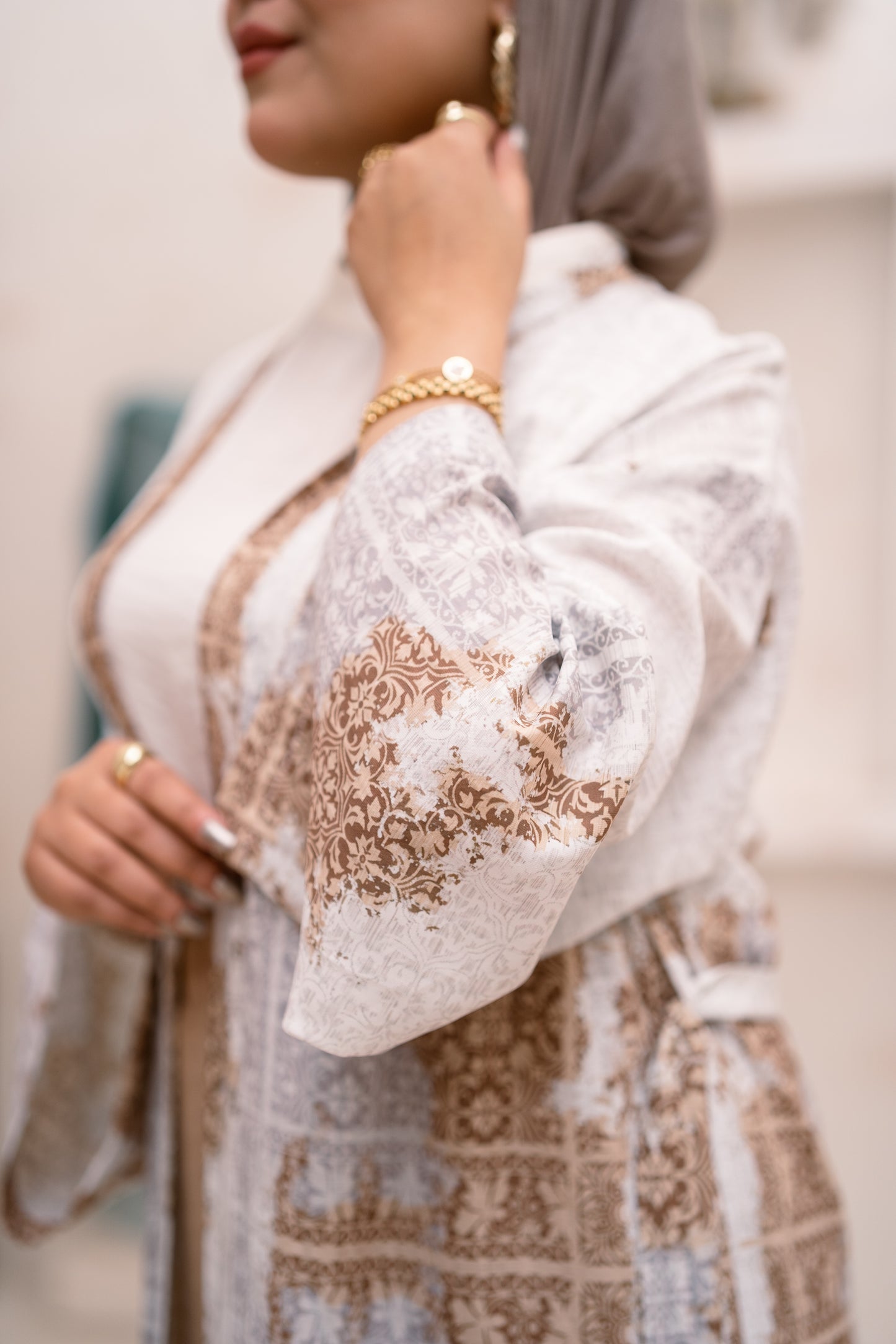 Yaqout Cardigan
