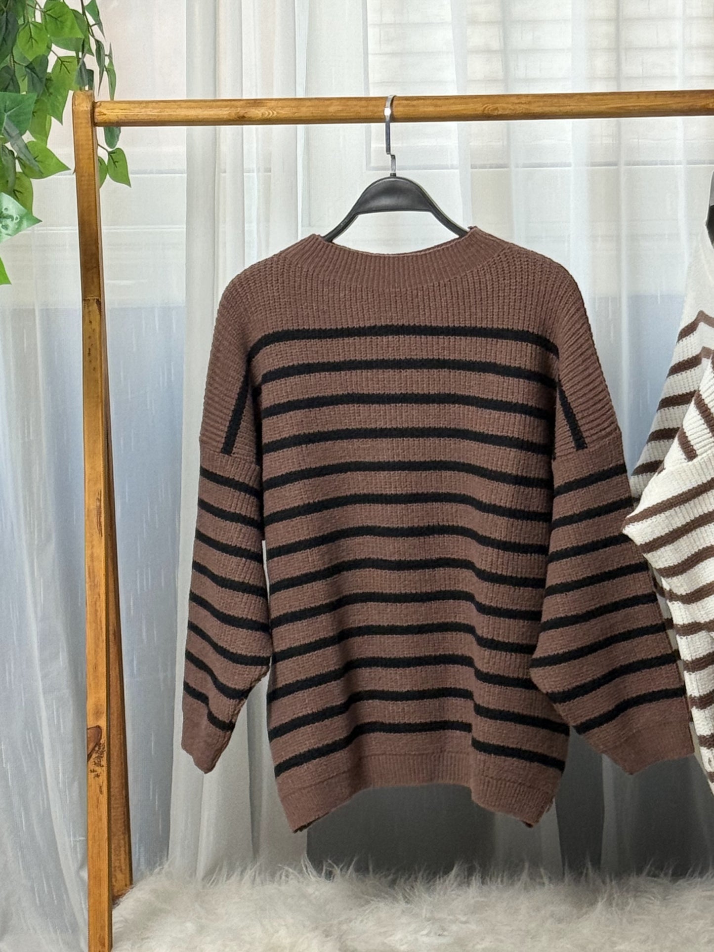 LAYA PULLOVER